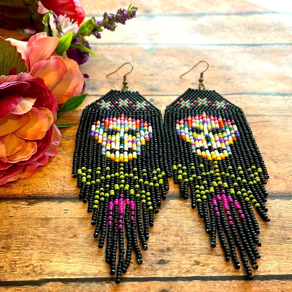 Skull Halloween beaded Earring - Picture 4 of 5